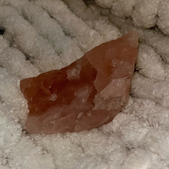 Raw Rose Quartz Healing Crystal - Picture 3 of 4